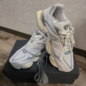 New Balance White and Grey 9060 Mens/Womens